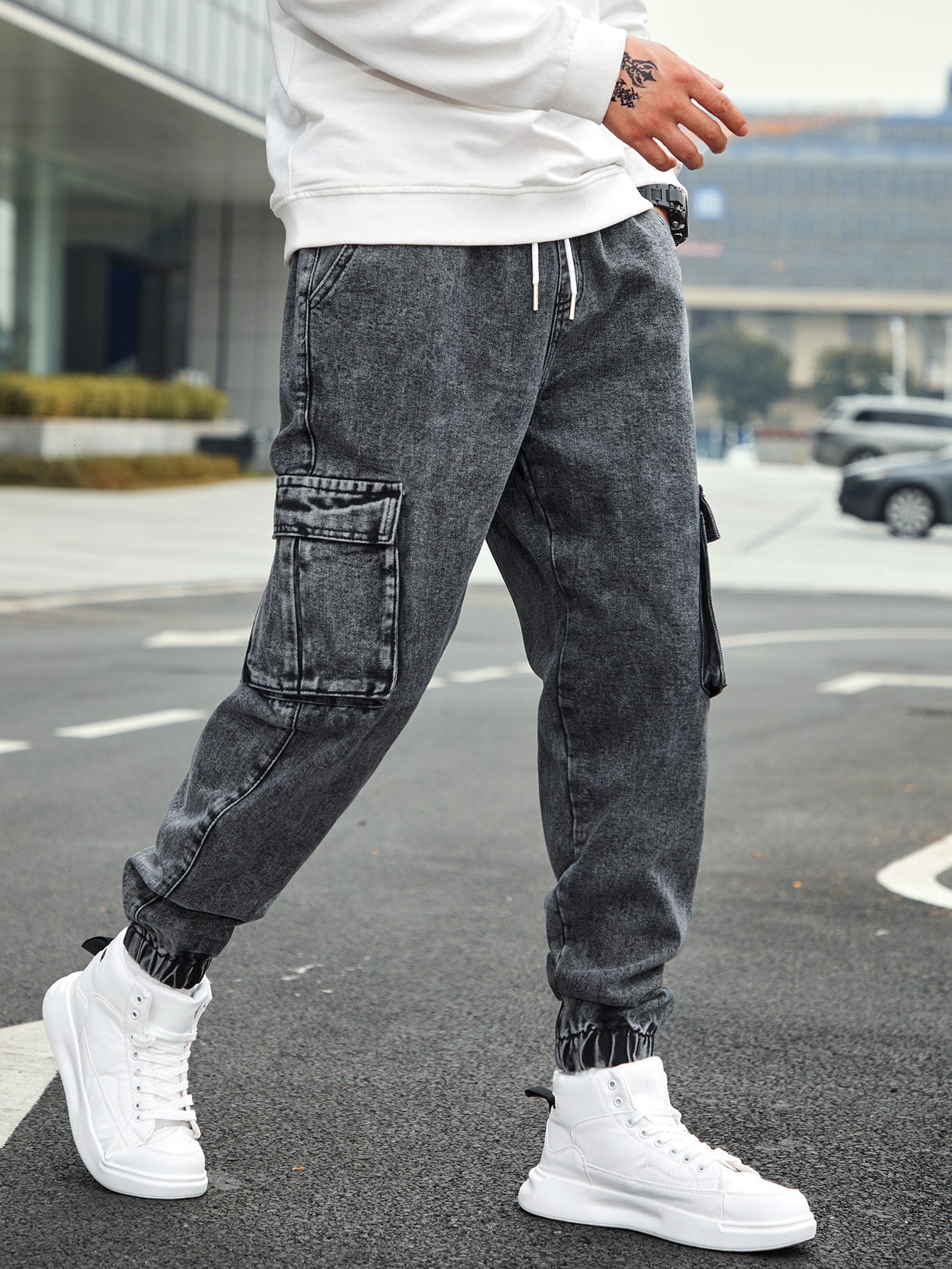 Men’s Jogger Baggy Cargo Jeans – Drawstring Waist & Elastic Hem
