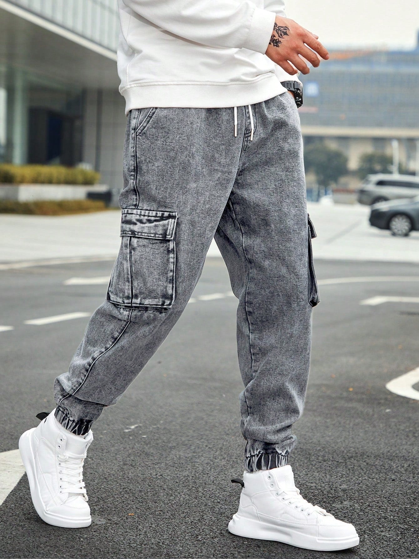 Men’s Jogger Baggy Cargo Jeans – Drawstring Waist & Elastic Hem