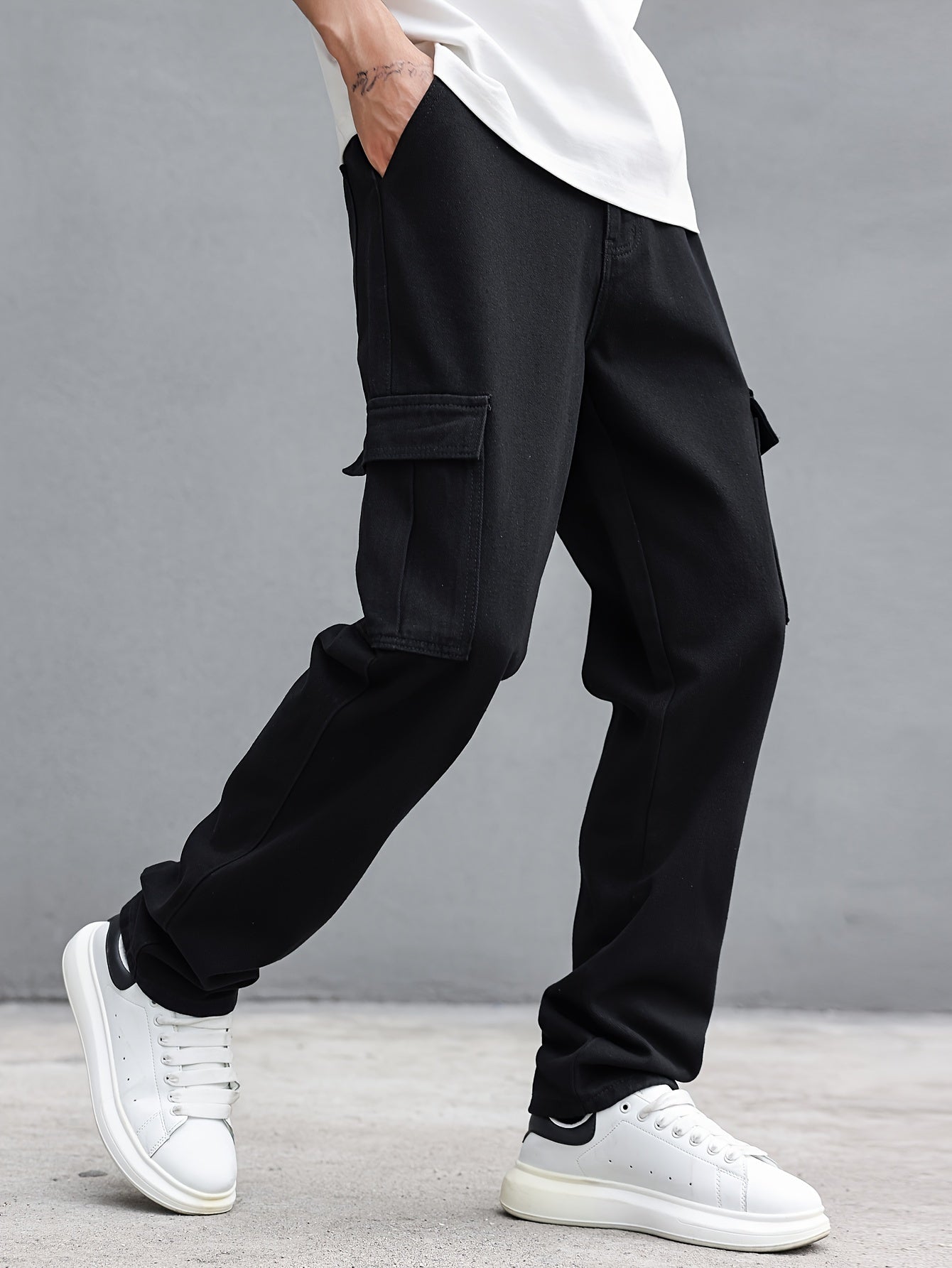 Men’s Cargo Straight Leg Jeans – Utility & Streetwear Style