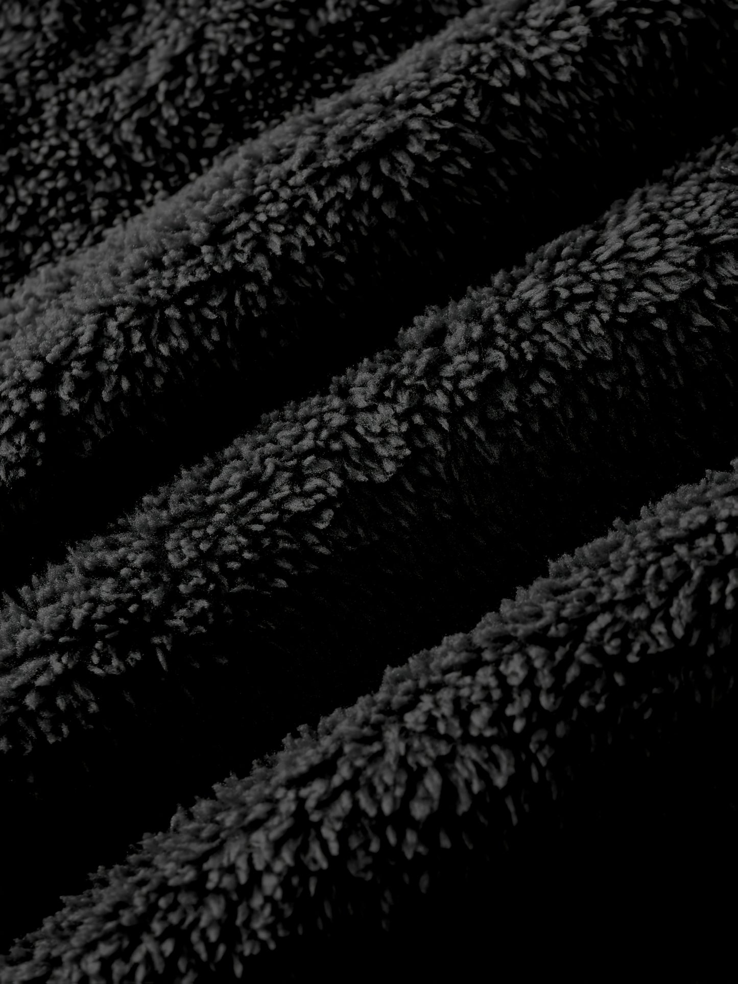 Averon Essential Hooded Pullover